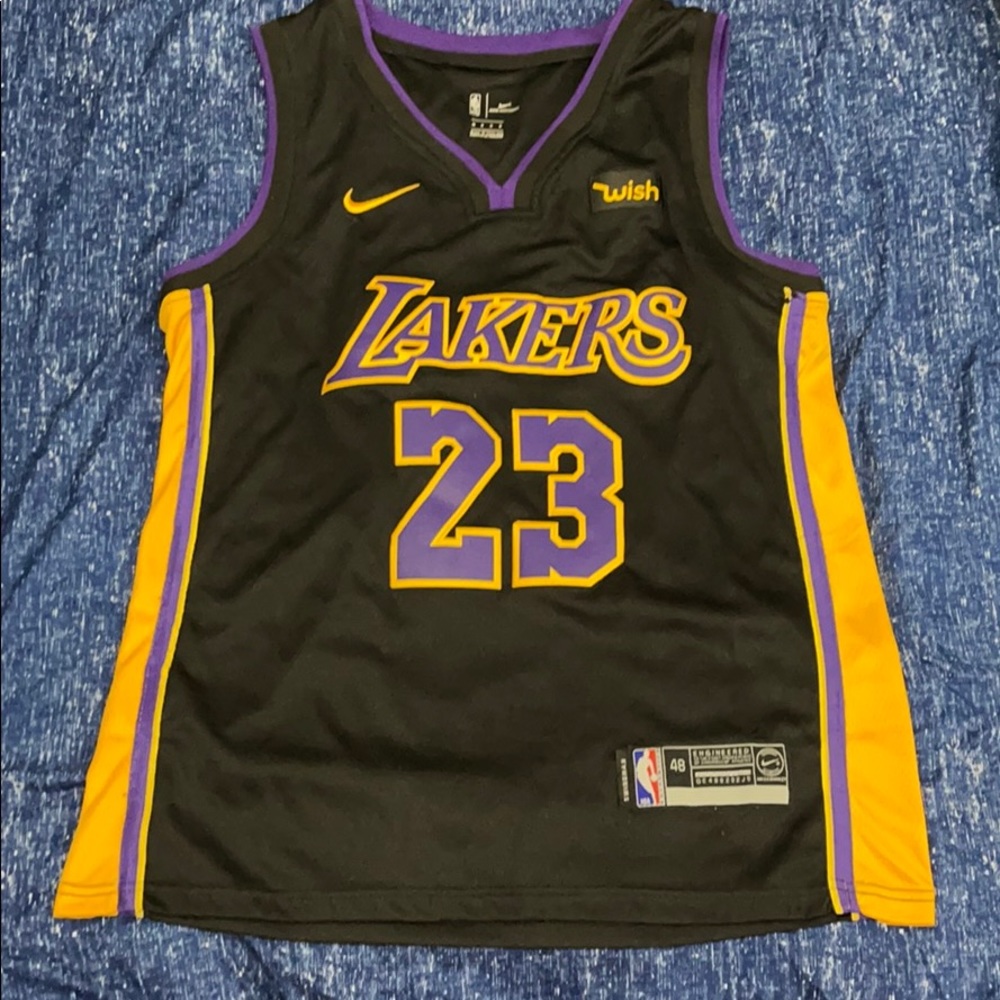 Lebron James Lakers jersey